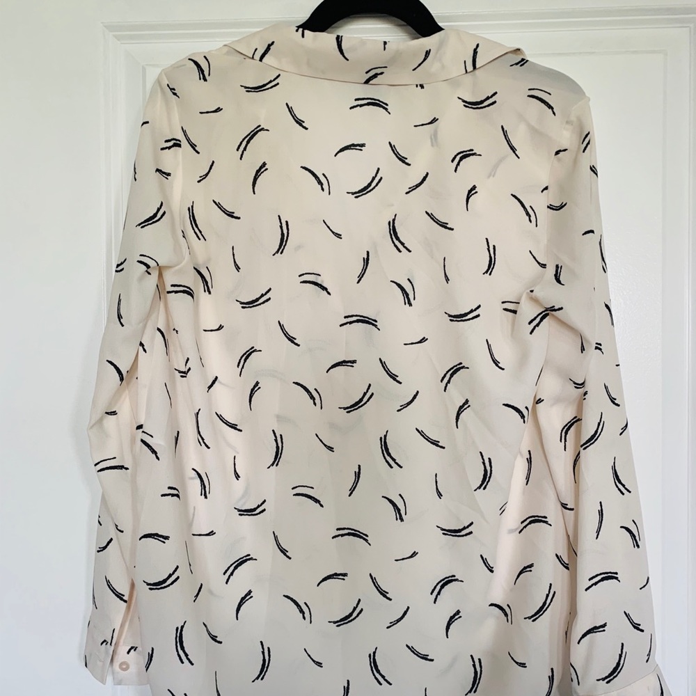 Primark button down blouse - Picture 2 of 3